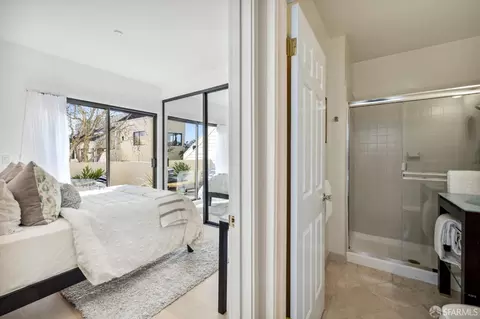 Bedroom - 2185 Bush St #211, San Francisco, CA 94115 photo 4 of 6
