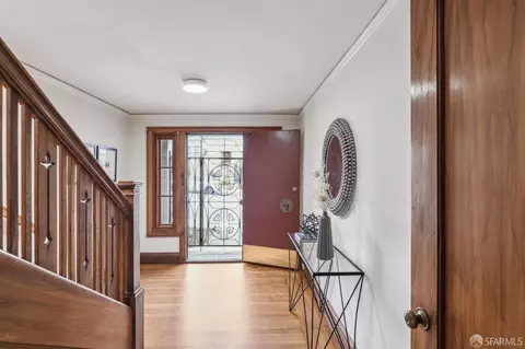 Entry Way - 459 40th Ave, San Francisco, CA 94121 photo 2 of 6