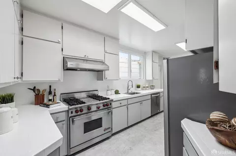 Kitchen - 459 40th Ave, San Francisco, CA 94121 photo 1 of 4