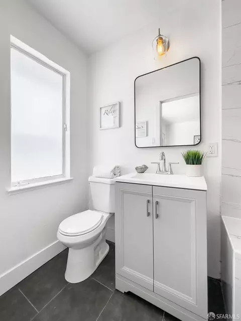 Bath - 2531 Jerilynn Dr, Concord, CA 94519 photo 1 of 4