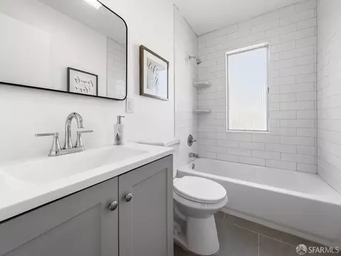 Bath - 2531 Jerilynn Dr, Concord, CA 94519 photo 4 of 4