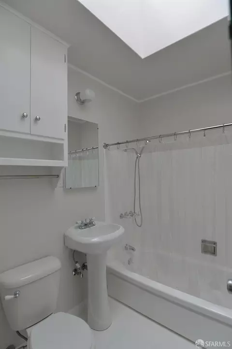 Bath - 733 Myra Way, San Francisco, CA 94127 photo 3 of 3
