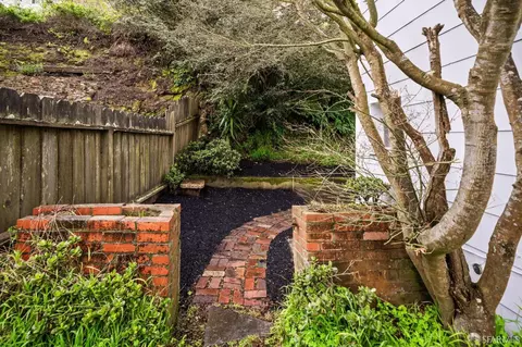 Exterior - 733 Myra Way, San Francisco, CA 94127 photo 4 of 9