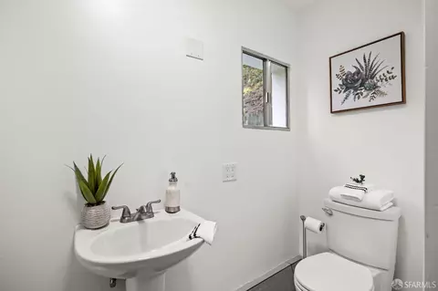 Bath - 733 Myra Way, San Francisco, CA 94127 photo 2 of 3