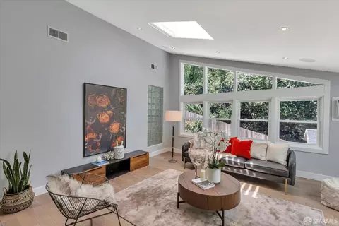 Living - 18 Juniper Dr, Lafayette, CA 94549 photo 5 of 7