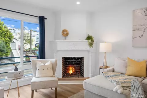 Living - 121 Randolph St, San Francisco, CA 94132 photo 3 of 7