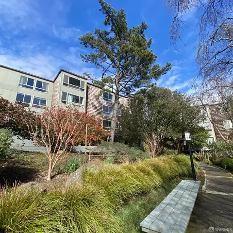 95 Red Rock Way #209M, San Francisco, CA 94131