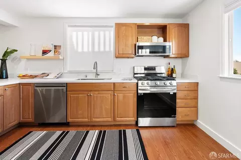 Kitchen - 370 Edinburgh St, San Francisco, CA 94112 photo 5 of 5