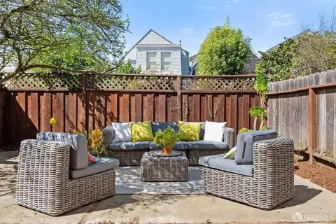 Exterior - 370 Edinburgh St, San Francisco, CA 94112 photo 5 of 9