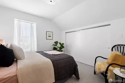 Bedroom - 370 Edinburgh St, San Francisco, CA 94112 photo 6 of 8