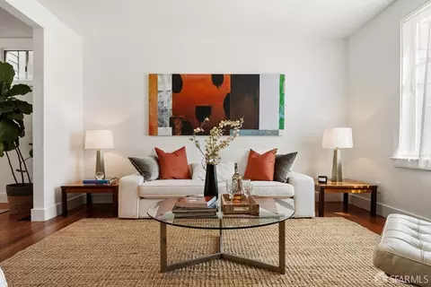 Living - 370 Edinburgh St, San Francisco, CA 94112 photo 1 of 5