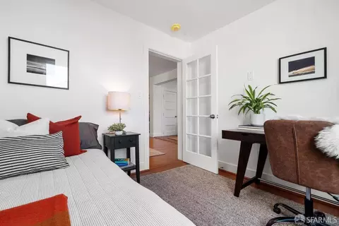 Bedroom - 370 Edinburgh St, San Francisco, CA 94112 photo 1 of 8