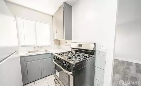 Kitchen - 1631 Julia St, Berkeley, CA 94703 photo 3 of 3