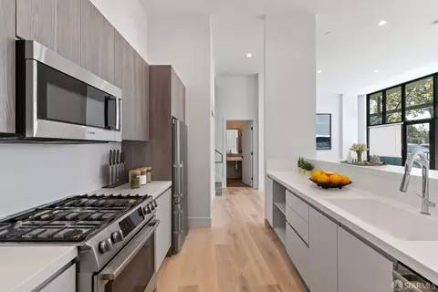 Kitchen - 2747 San Pablo Ave #LW1, Berkeley, CA 94702 photo 1 of 1