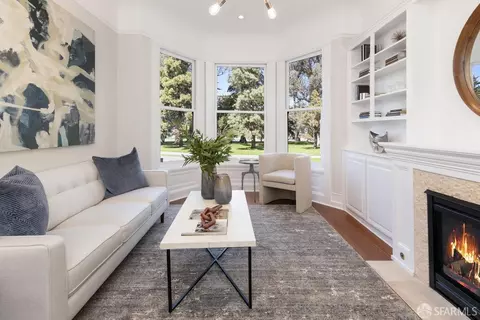 2009 Oak St, San Francisco, CA 94117