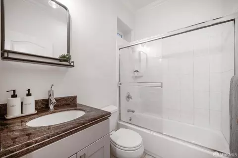 Bath - 253 14th St, San Francisco, CA 94103 photo 3 of 3