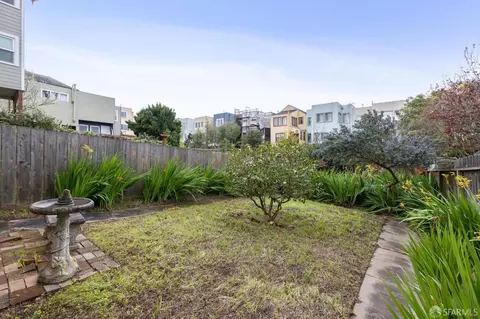 Exterior - 563 17th Ave, San Francisco, CA 94121 photo 4 of 6