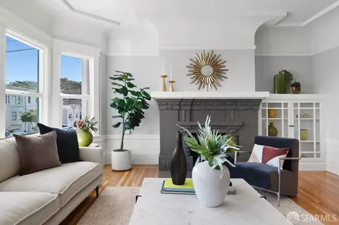 Living - 849 39th Ave, San Francisco, CA 94121 photo 5 of 6