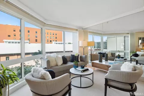 111 Chestnut St #413, San Francisco, CA 94111