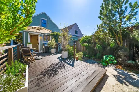 Exterior - 224 Bennington St, San Francisco, CA 94110 photo 8 of 16