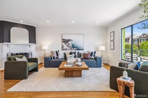 421 Molimo Dr, San Francisco, CA 94127 photo 2