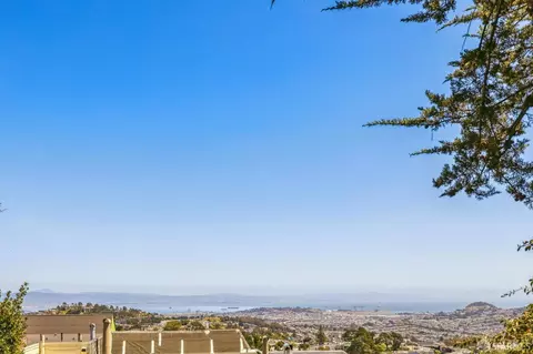 421 Molimo Dr, San Francisco, CA 94127 photo 21