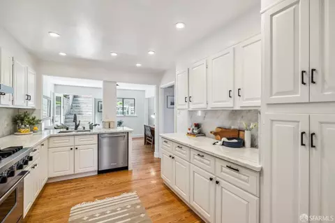 421 Molimo Dr, San Francisco, CA 94127 photo 11