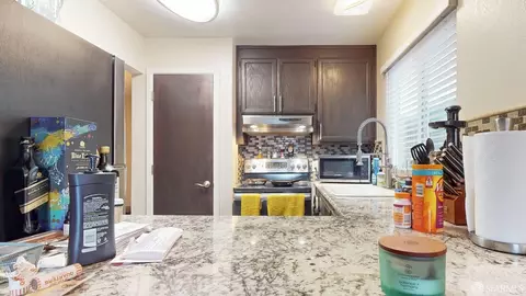 Kitchen - 1973 Trinity Ave, Walnut Creek, CA 94596 photo 3 of 4