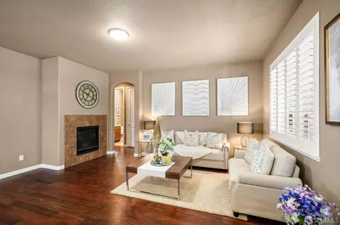 Living - 2111 Chicory Dr, Oakley, CA 94561 photo 3 of 6