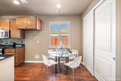 Dining - 2111 Chicory Dr, Oakley, CA 94561 photo 3 of 3