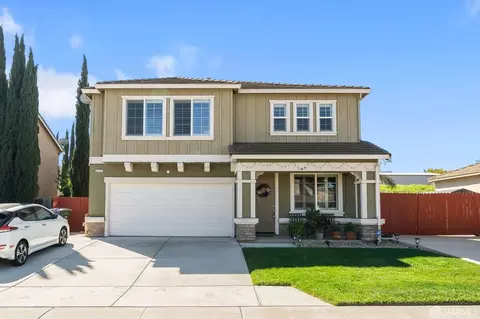 Exterior - 2111 Chicory Dr, Oakley, CA 94561 photo 2 of 5