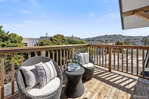 Exterior - 111 Cuvier St, San Francisco, CA 94112 photo 6 of 22