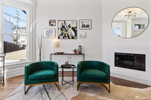 Living - 111 Cuvier St, San Francisco, CA 94112 photo 8 of 10