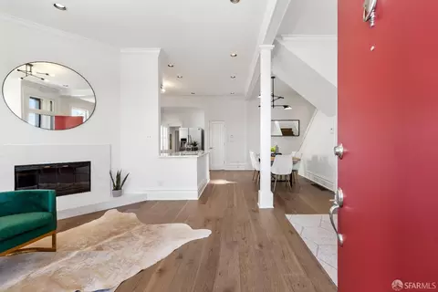 Entry Way - 111 Cuvier St, San Francisco, CA 94112 photo 1 of 1