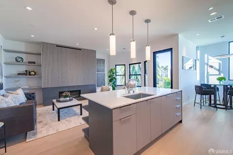 3562 18th St, San Francisco, CA 94110
