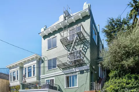 76 Saturn St, San Francisco, CA 94114