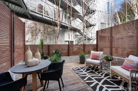 450 Hayes St #1A, San Francisco, CA 94102
