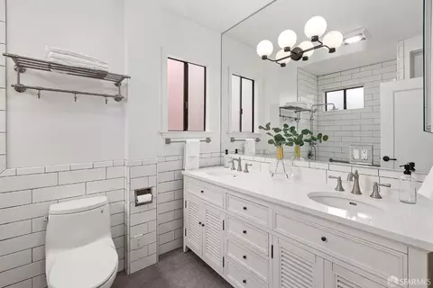 Bath - 707 27th Ave, San Francisco, CA 94121 photo 2 of 3