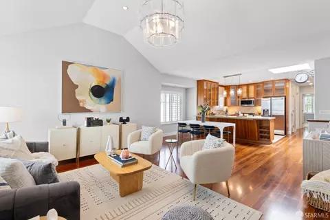 55 Rousseau St, San Francisco, CA 94112