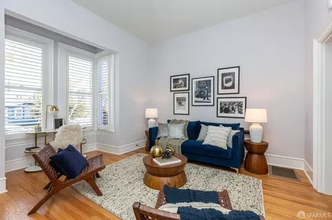 Living - 1429 Chestnut St, Oakland, CA 94607 photo 2 of 2