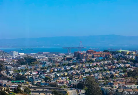 View/Area - 185 Burnside Ave, San Francisco, CA 94131 photo 2 of 9