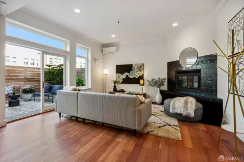 1628 Vallejo St #1, San Francisco, CA 94123