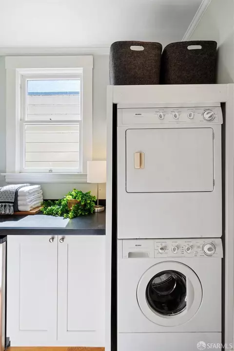 429 Baker St, San Francisco, CA 94117 photo 42