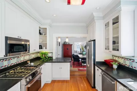 429 Baker St, San Francisco, CA 94117 photo 13