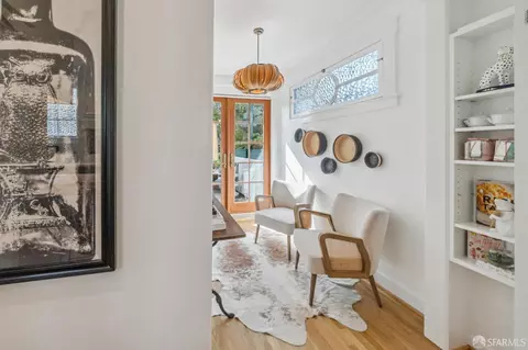 Entry Way - 3782 21st St, San Francisco, CA 94114 photo 3 of 10
