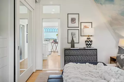 Bedroom - 3782 21st St, San Francisco, CA 94114 photo 4 of 10