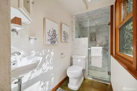 Bath - 3782 21st St, San Francisco, CA 94114 photo 7 of 7