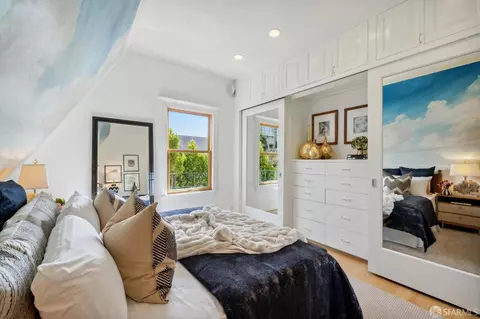Bedroom - 3782 21st St, San Francisco, CA 94114 photo 2 of 10