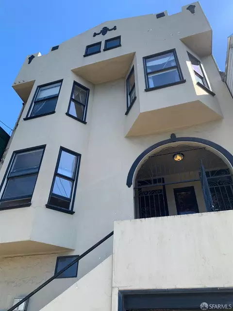 1061 Kansas St, San Francisco, CA 94107