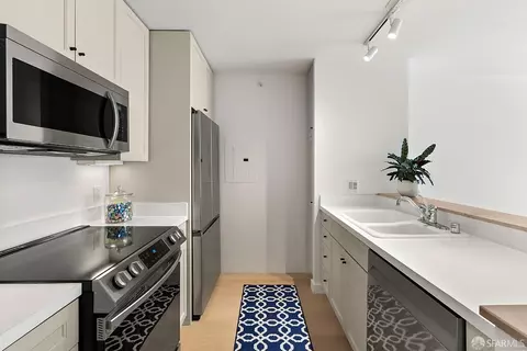 Kitchen - 1483 Sutter St #522, San Francisco, CA 94109 photo 1 of 2
